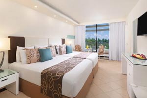 Standard Room with King Size bed and beautiful view at Grand Oasis Cancun Hotel